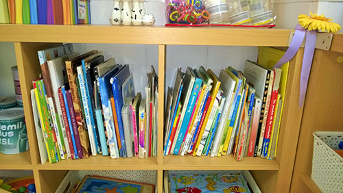 CON CUENTOS EN CADA AULA